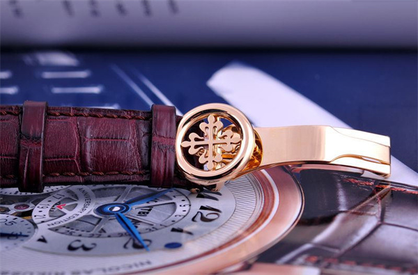 百达翡丽手表进灰了怎么处理（图）