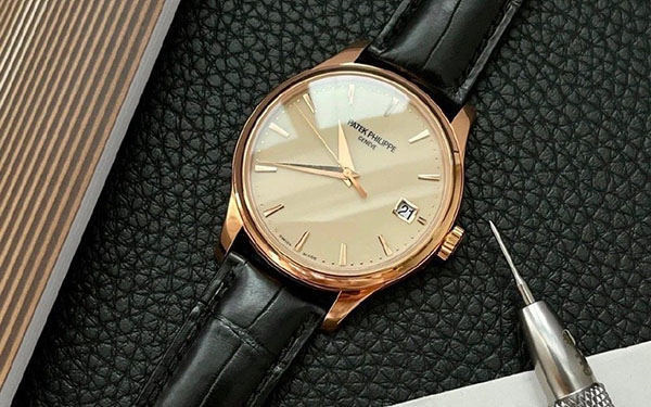 百达翡丽表带掉色处理办法是什么（图）