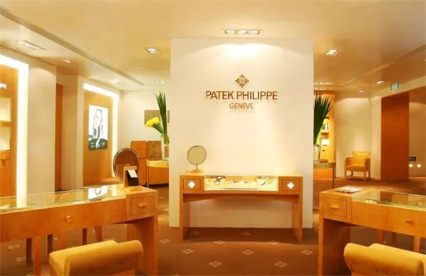 百达翡丽手表脏了原因是啥（图）